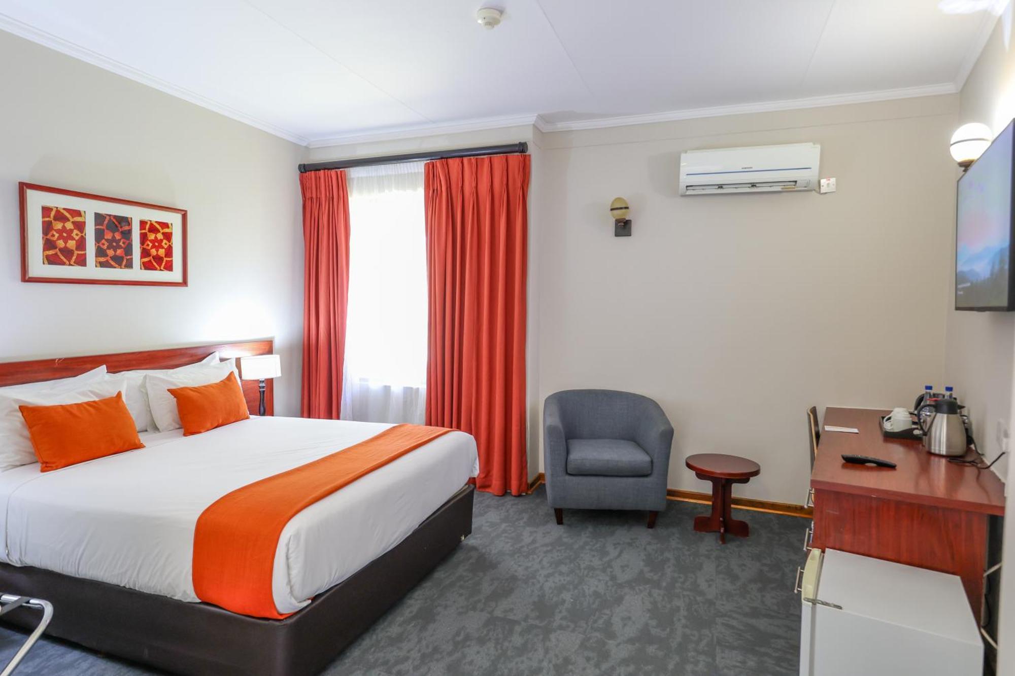 Cresta Botsalo Hotel Palapye Room photo