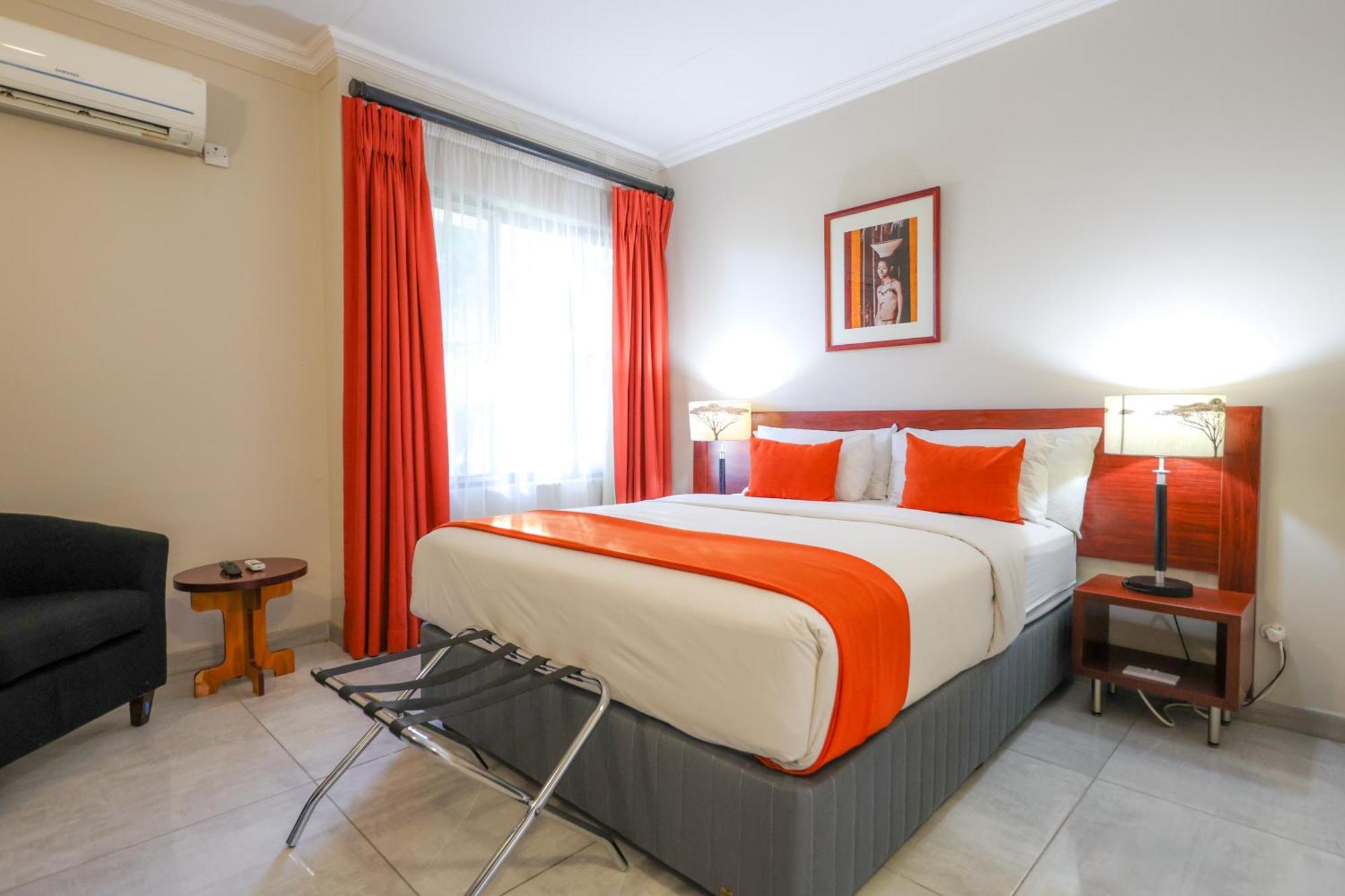Cresta Botsalo Hotel Palapye Exterior photo