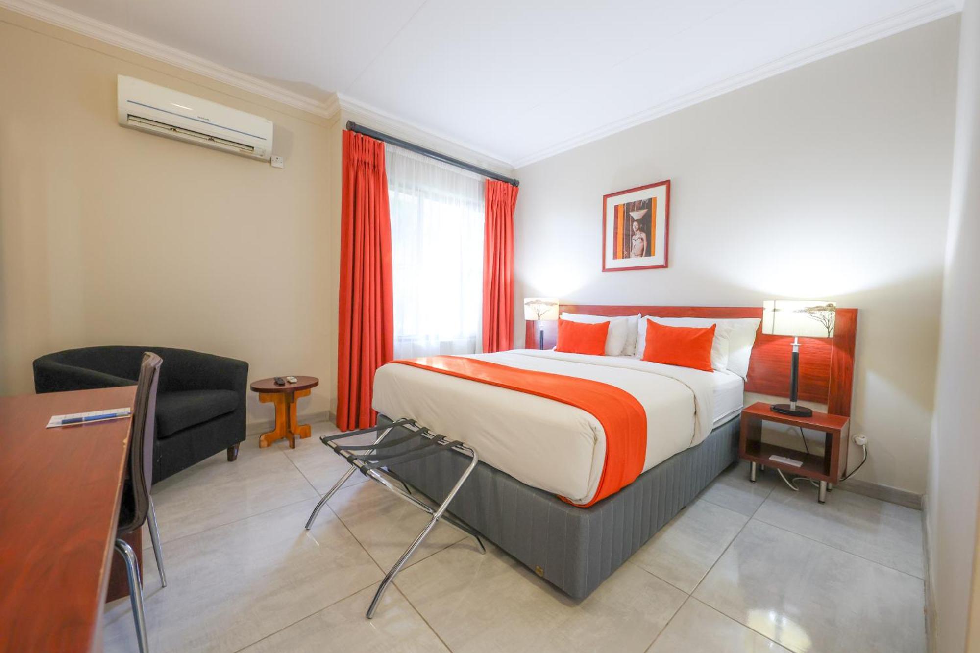 Cresta Botsalo Hotel Palapye Exterior photo