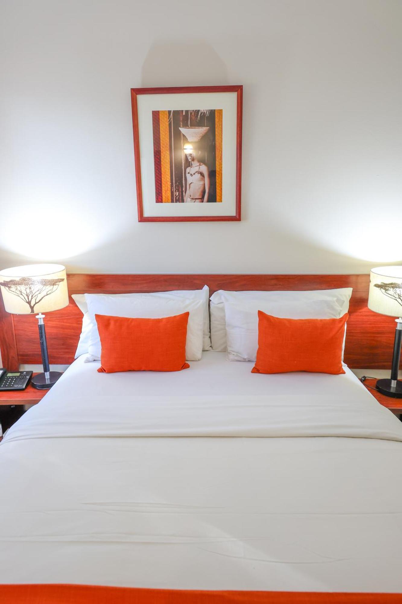 Cresta Botsalo Hotel Palapye Exterior photo