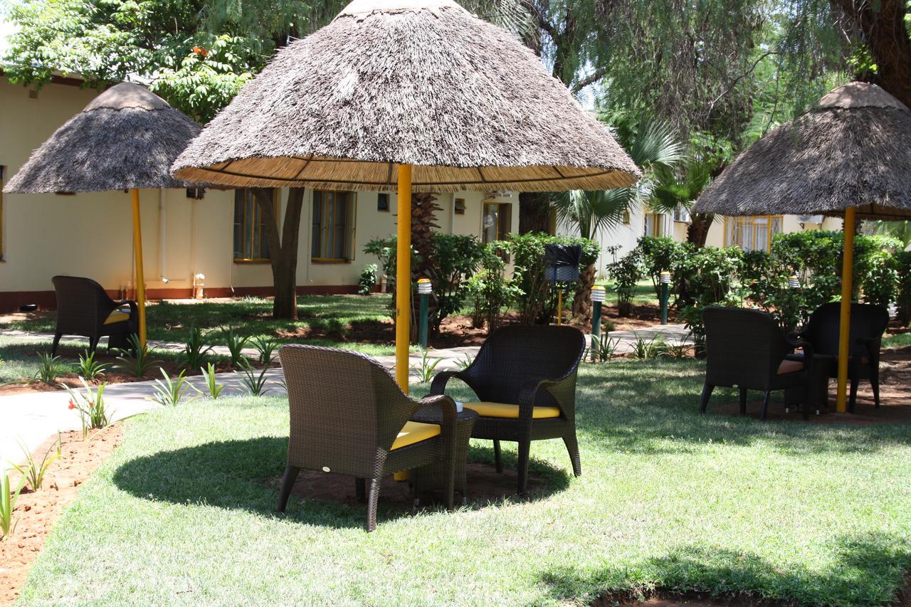 Cresta Botsalo Hotel Palapye Exterior photo