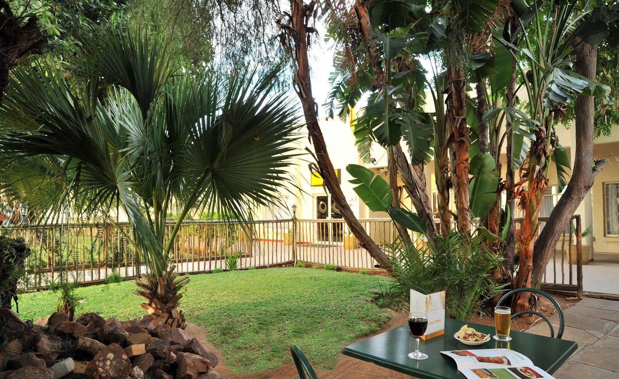 Cresta Botsalo Hotel Palapye Exterior photo